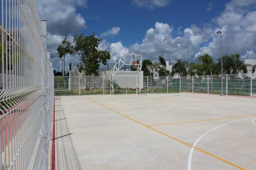 Casa Guerra En Maderos Residencial -Ideal Para Familias Cancún Zewnętrze zdjęcie